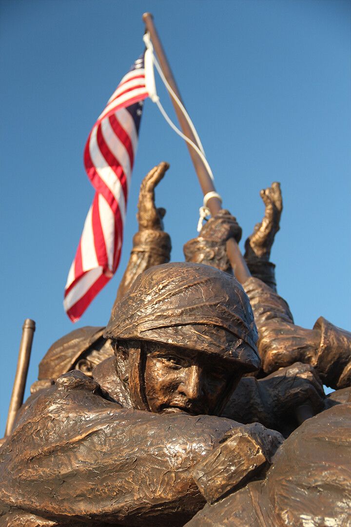 Soldier Statue American Flag Art Wall Decor Jigsaw Puzzle
