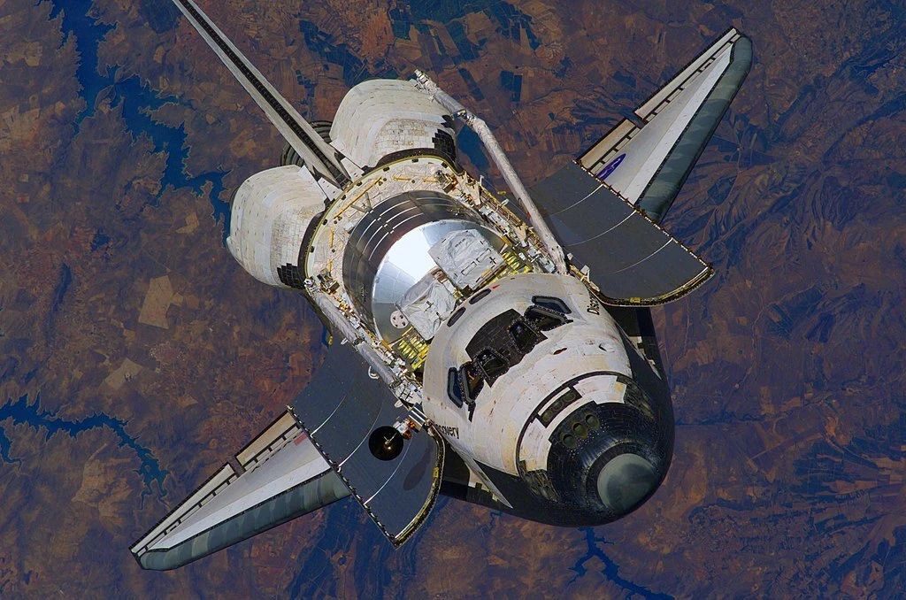 Space Shuttle Discovery Headed To International Space Station Photo