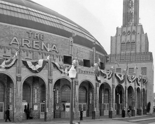 St 1. Louis Blues Checkerdome Arena Glossy Magnet Hockey Magnet