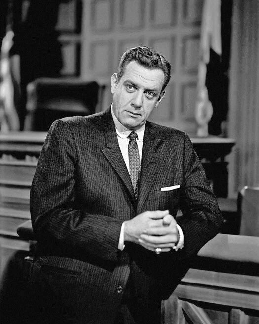 T.V. Sitcom Perry Mason Glossy Photo Raymond Burr Print Poster