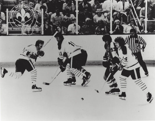 The French Connection Magnet Hockey Buffalo Sabres Black & White Nhl Picture