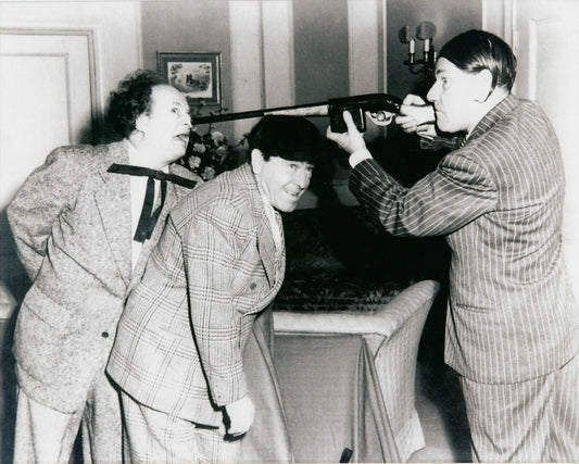 Three Stooges Keychain Tv Movies Picture With Gun