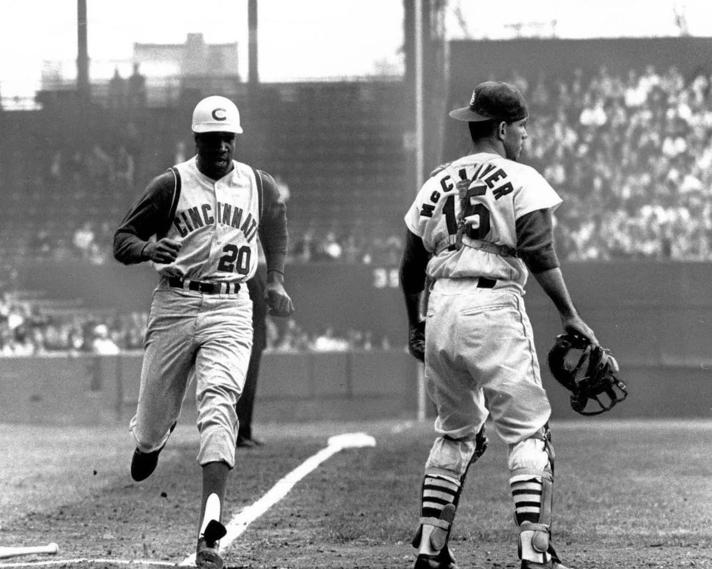 Tim Mccarver Frank Robinson Magnet St Louis Cardinals Reds Picture Baseball