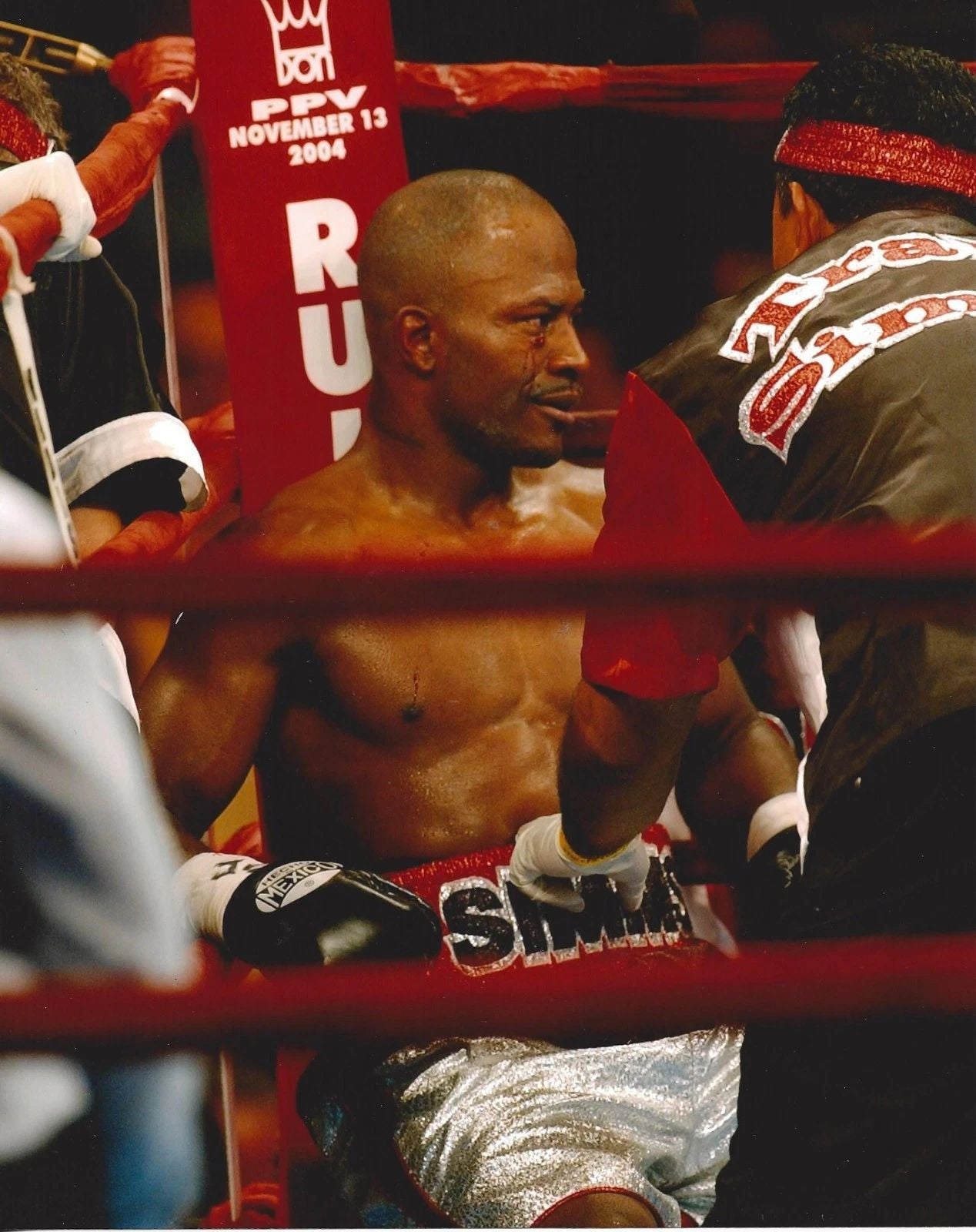 Travis Simms Magnet Boxing Picture On Stool