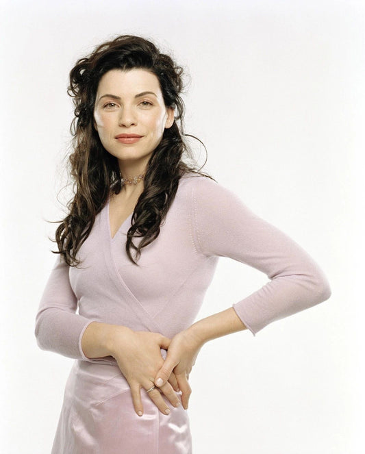 Tv & Movie Actress Julianna Margulies Picture Poster Photo