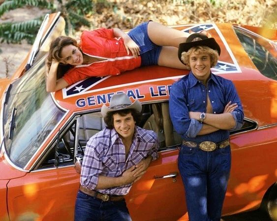 Tv Show The Dukes Of Hazzard Glossy Keychain Bo, Luke And Daisy Duke Print