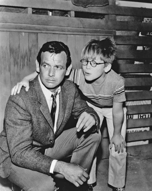 Tv Show The Fugitive Glossy Keychain Keychain David Janssen And Ron Howard Print