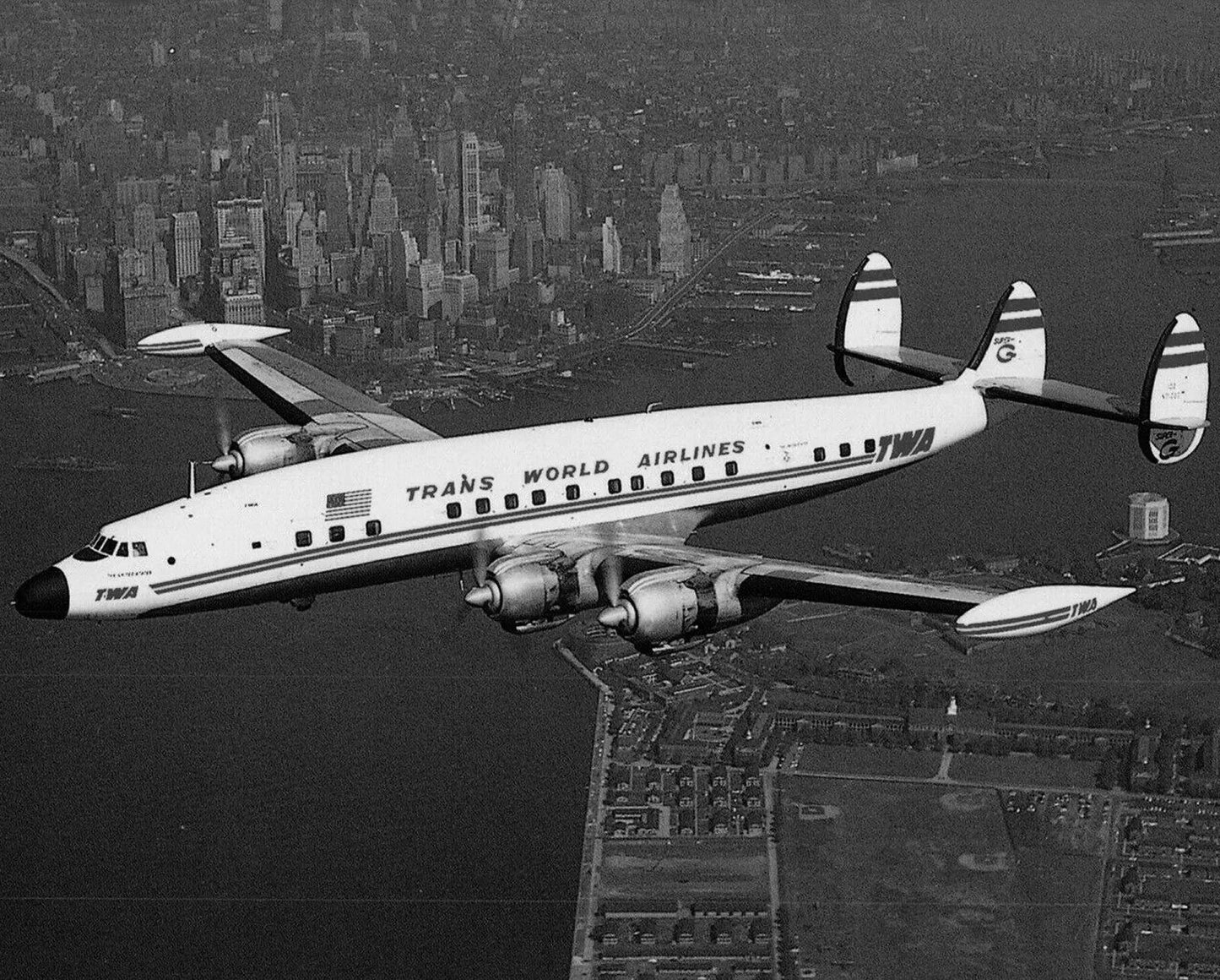 Twa Lockheed Constellation Propellor Plane Retro Vintage Magnet Magnet