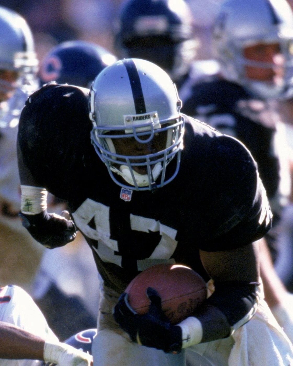 Tyrone Wheatley Oakland Raiders Nfl Football Close Action 300 PCS Jigsaw Puzzle