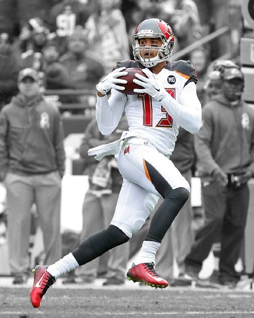 Tampa Bay Buccaneers Mike Evans Glossy Keychain Spotlight Print Nfl Keychain