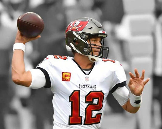 Tampa Bay Buccaneers Tom Brady Glossy Photo Spotlight Print Nfl Poster
