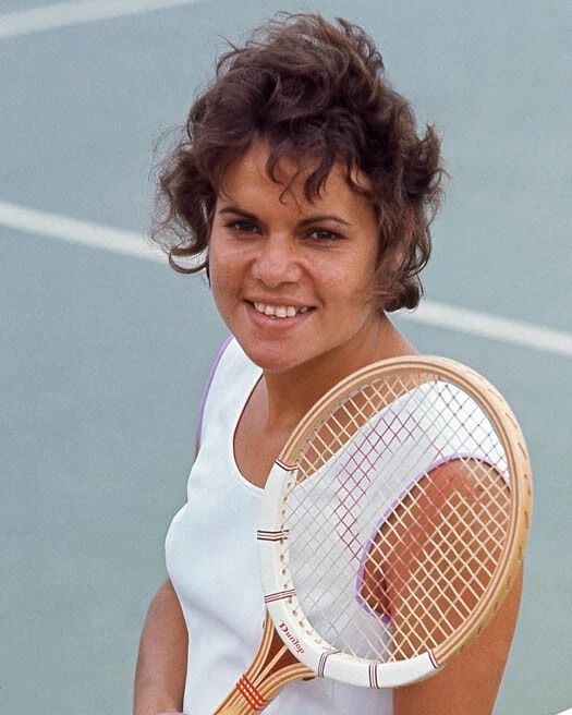 Tennis Legend Evonne Goolagong Cawley Glossy Photo Print Poster