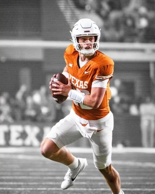 Texas Longhorns Arch Manning Glossy Spotlight Keychain Keychain