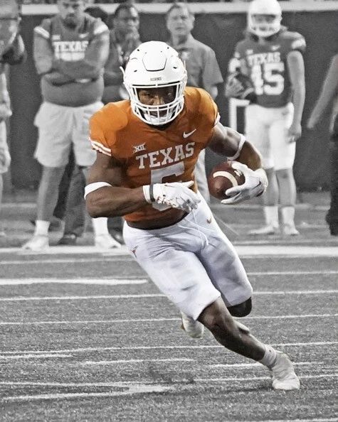 Texas Longhorns Bijan Robinson Glossy Spotlight Magnet Magnet