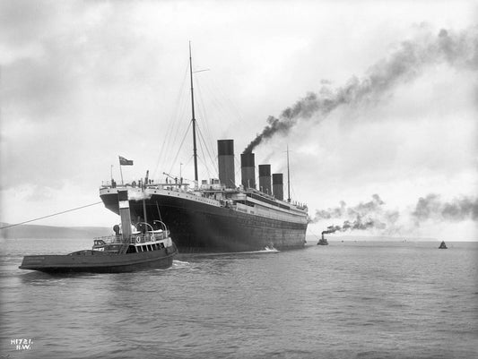 Titanic Departing Belfast For Sea Trials 1912 Keychain Picture Keychain