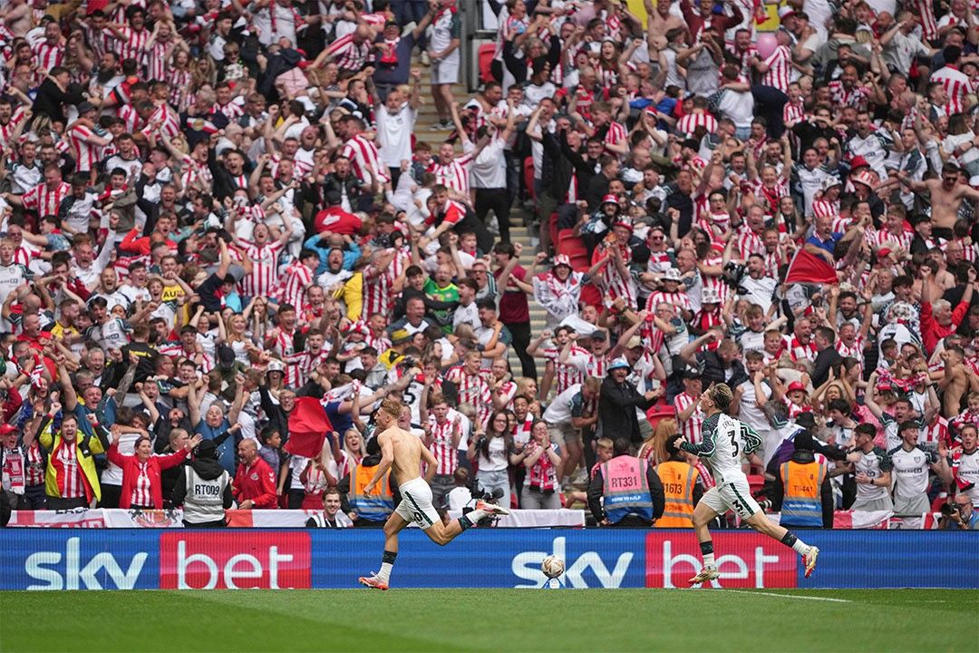 Tom Watson Goal Sunderland Afc Player Champions Match Jigsaw Puzzle