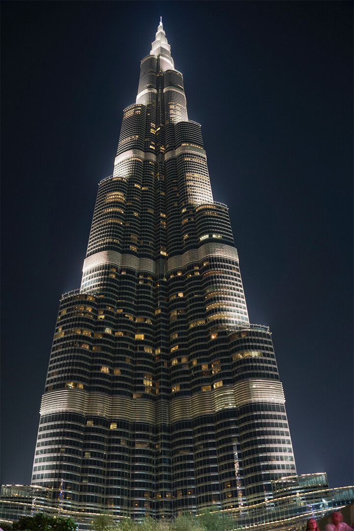 Tower Building Dubai United Arab Emirates Art Wall Decor Jigsaw Puzzle