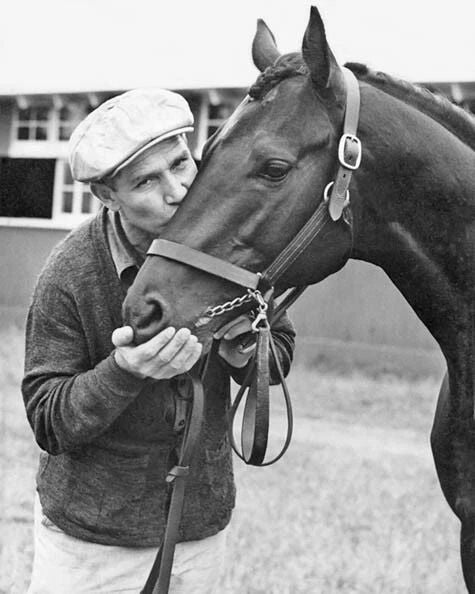 Triple Crown Racehorse War Admiral Glossy Magnet With Groom Print