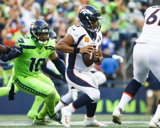 Uchenna Nwosu Russell Wilson Magnet Seattle Seahawks Broncos Footbal Picture