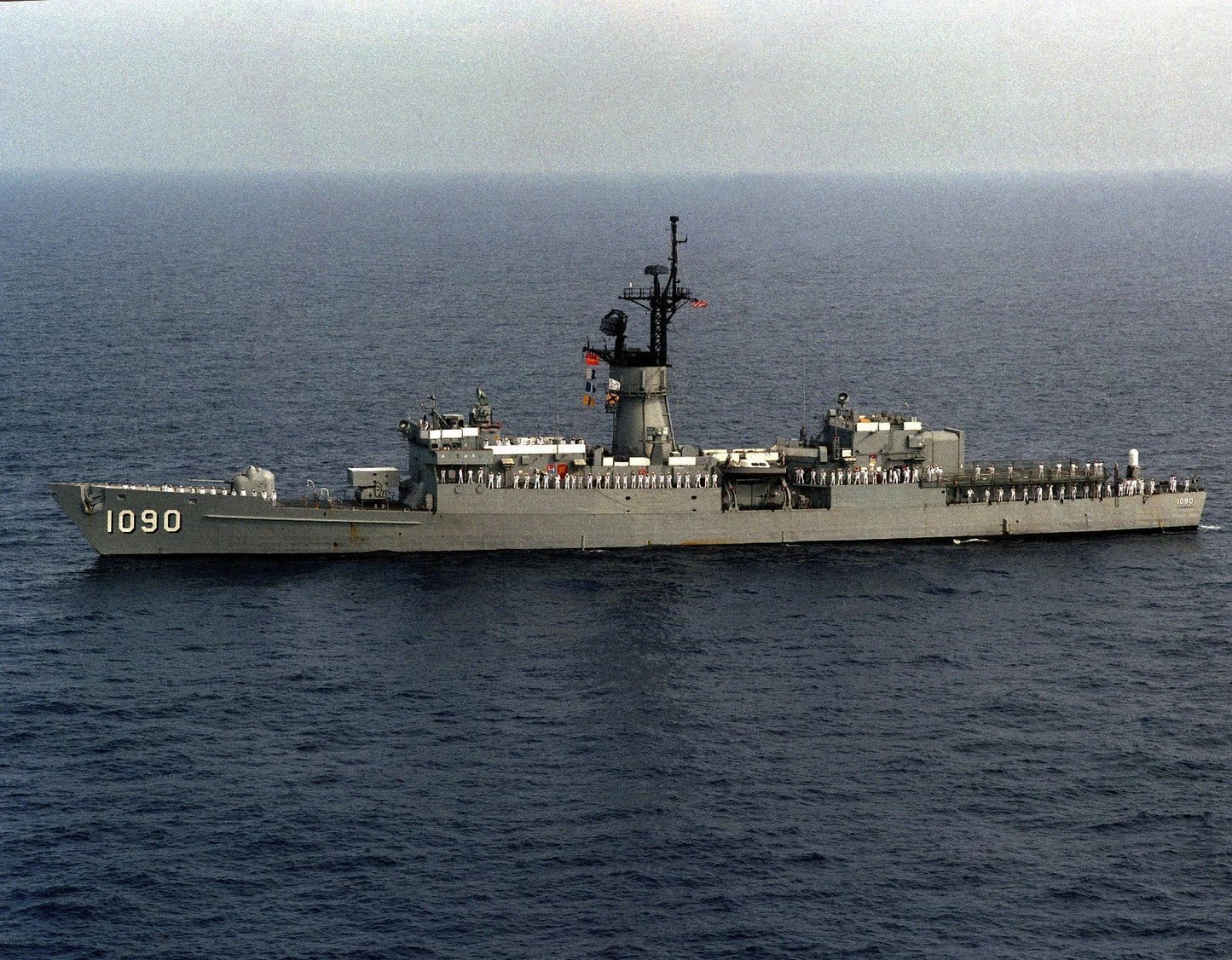 Uss Ainsworth Photo Ff 1090 Navy Us Usa Military Knox Class Frigate Ship