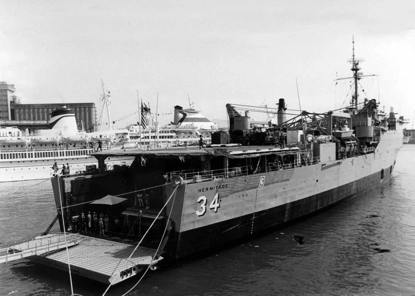 Uss Hermitage Magnet Lsd 34 Navy Us Usa Military Dock Landing Ship