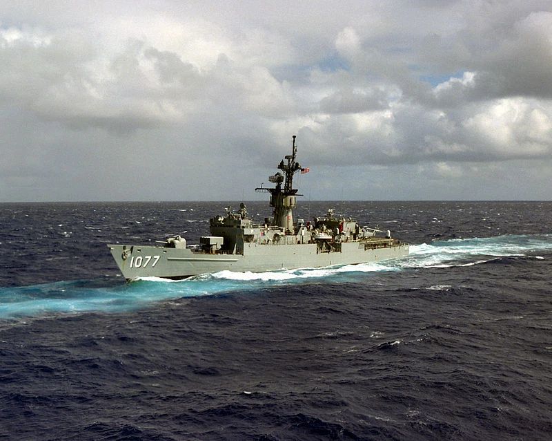 Uss Ouellet Photo Ff 1077 Navy Us Usa Military Frigate Warship Ship