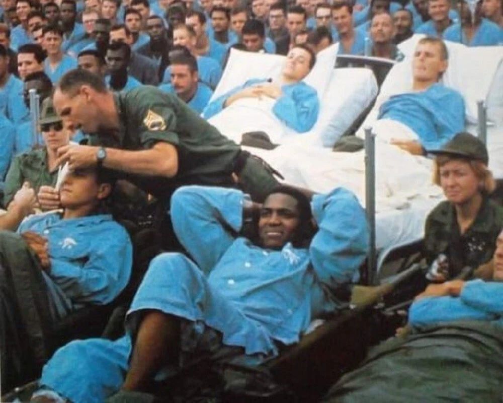 Us Military Field Hospital In Vietnam War Picture Poster Photo Print