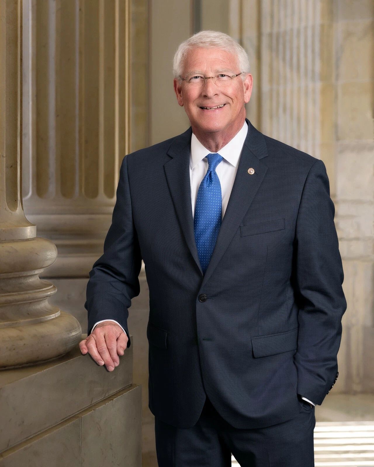 Us Senator Mississippi Roger Wicker Gop Republican Picture Poster Photo Print
