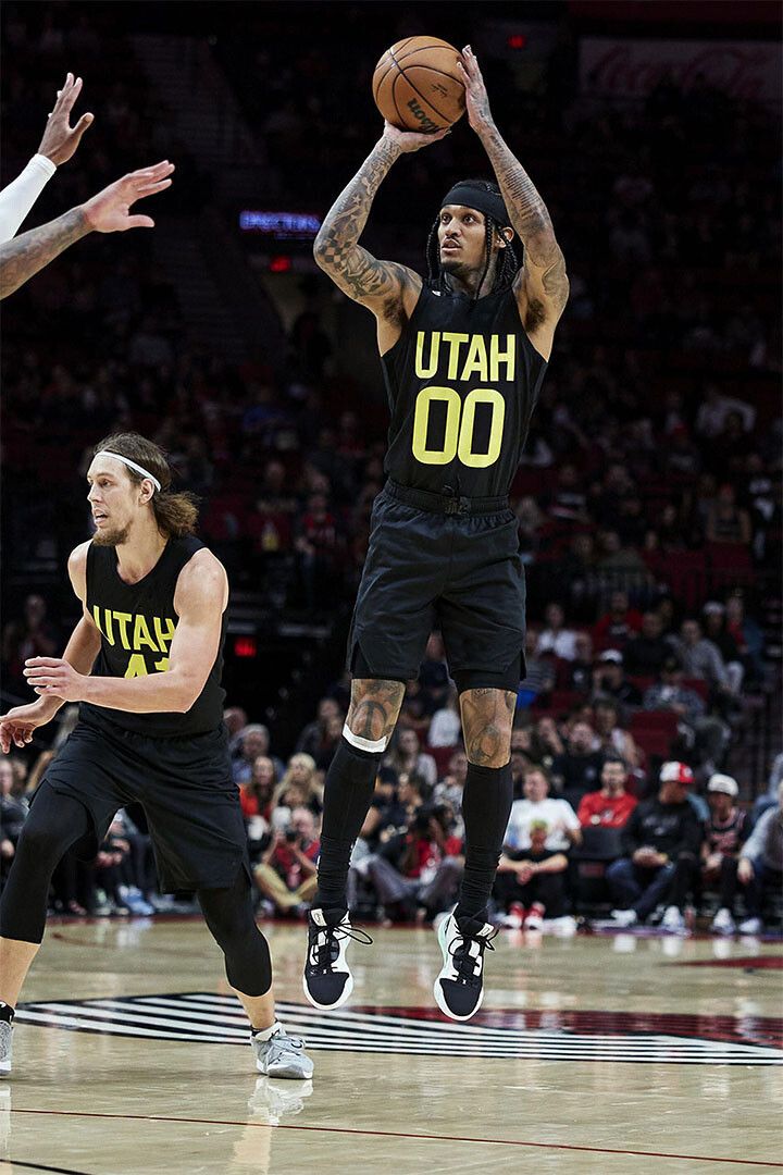 Utah Jazz Basketball Team Jordan Clarkson Basketballer Jigsaw Puzzle