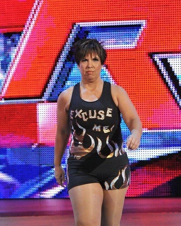 Vickie Guerrero Photo Wrestling Picture Wwe Entrance 300 Piece Jigsaw Puzzle