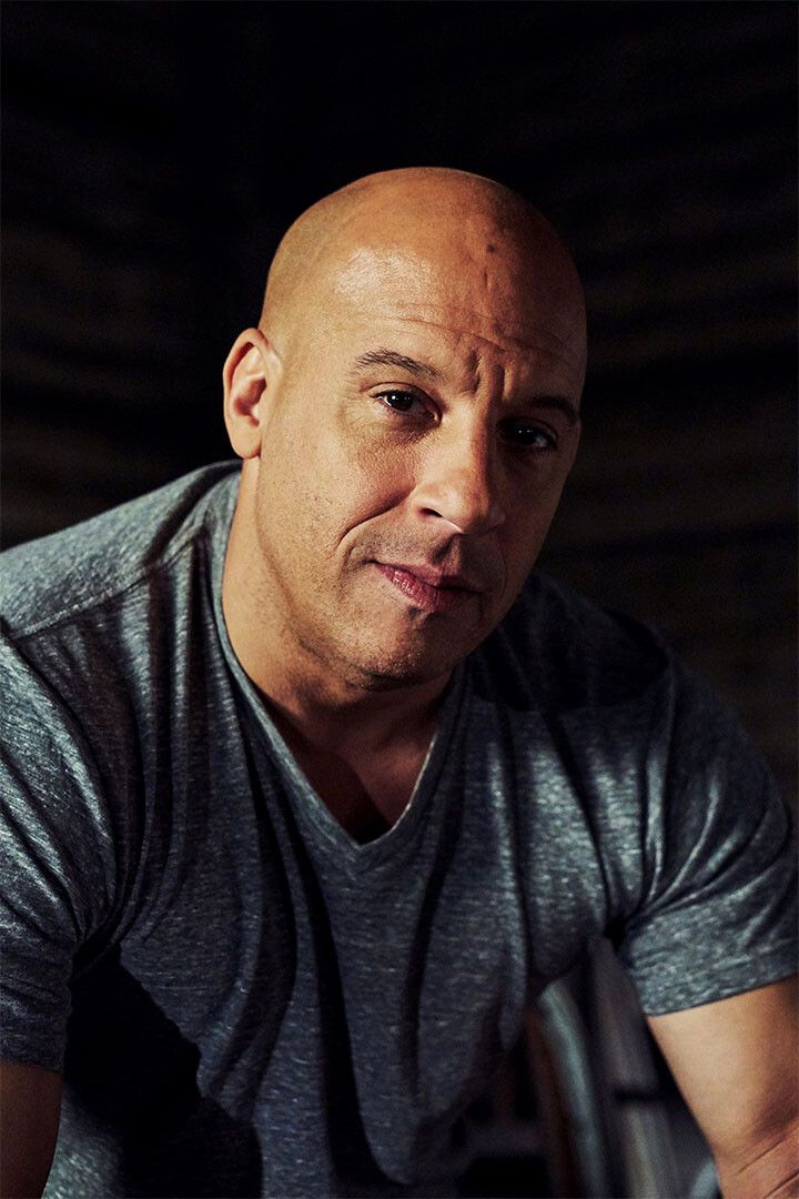 Vin Diesel Posed Prducer Actor Director Painting Wall Home Decor Jigsaw Puzzle