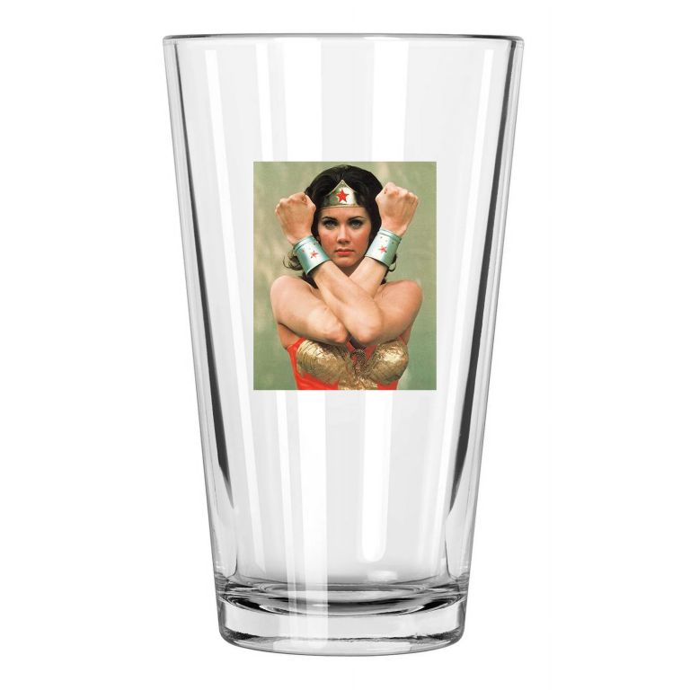 Wonder Woman Lynda Carter Photo Tv Series Superhero 2 Pint Beer Drinking Glass
