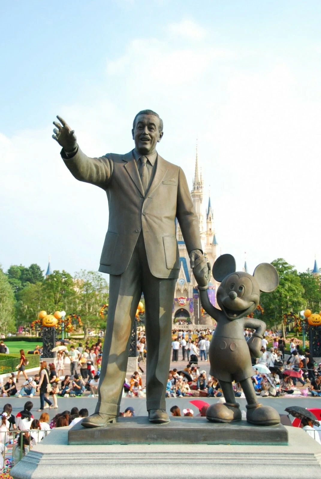 Walt Disney & Mickey Mouse Iconic Statue At Disneyland Picture Magnet