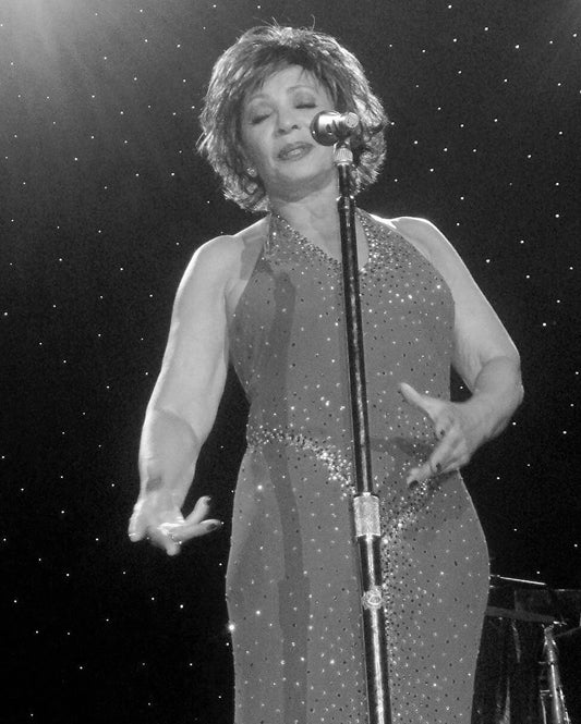 Welsch Singer Shirley Bassey Publicity Picture Magnet Magnet Print
