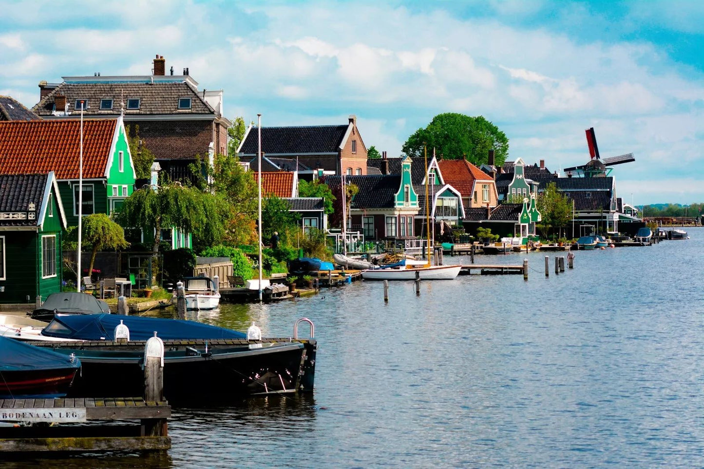 Windmills On River Kinderdijk Pays Bas The Netherlands Keychain Picture Keychain