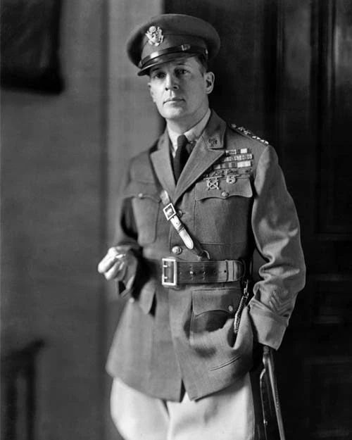 World War Ii General Douglas Macarthur Glossy Keychain Army Military Print 1