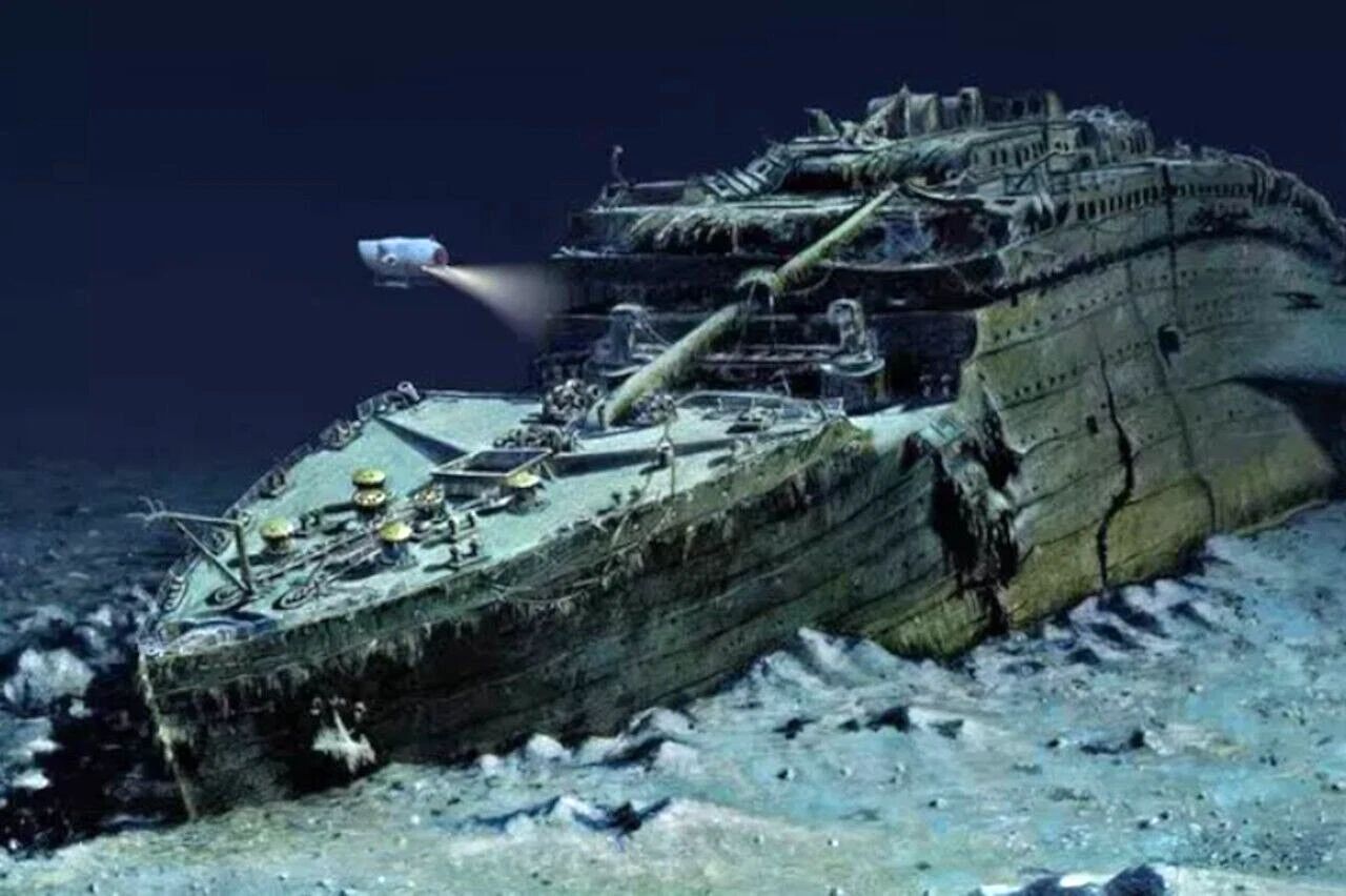 Wreckage Of The Titanic On The Sea Floor Keychain Picture Keychain Print