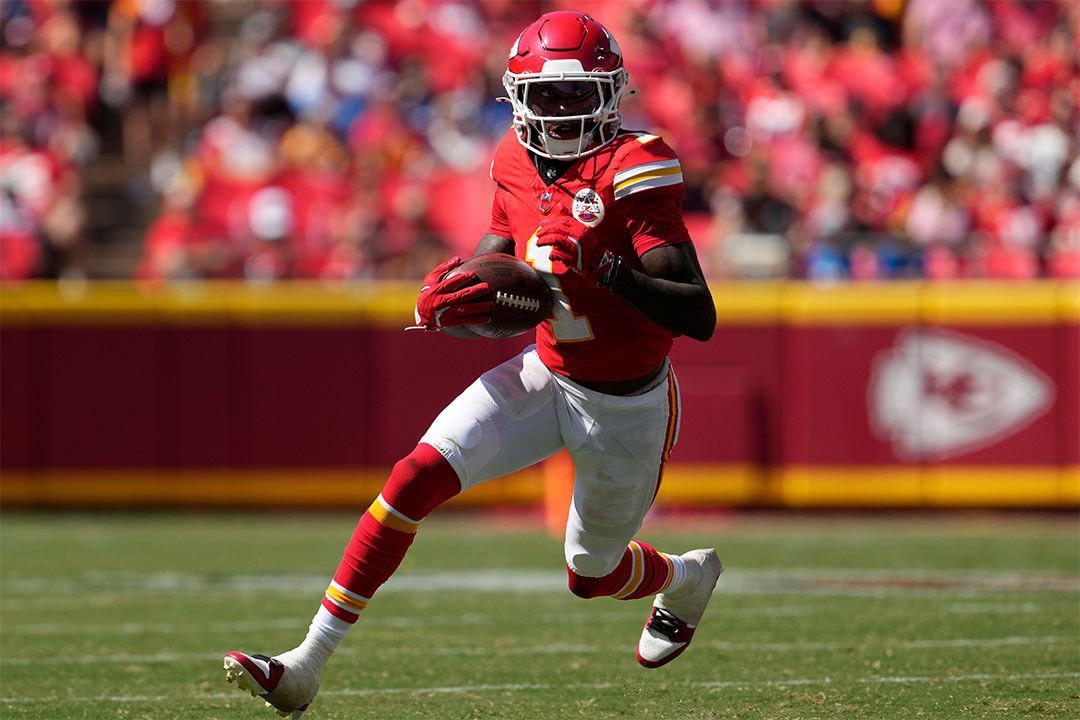 Xavier Worthy Kansas Football Player Playoff Match Sports Jigsaw Puzzle