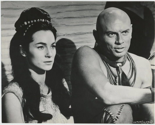 Yul Brynner & Shirley Anne In Kings Of The Sun Picture Keychain Print
