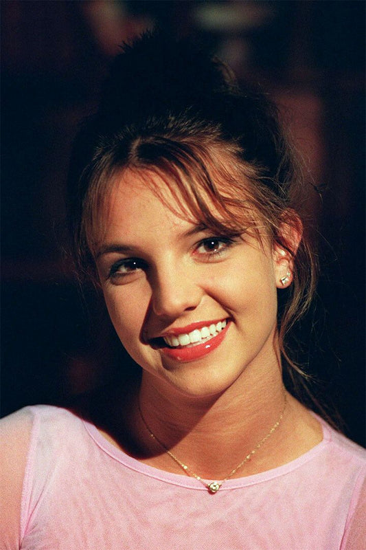 Young Britney Spears Pink Top Singer Songwriter Wall Art Home Dec Jigsaw Puzzle