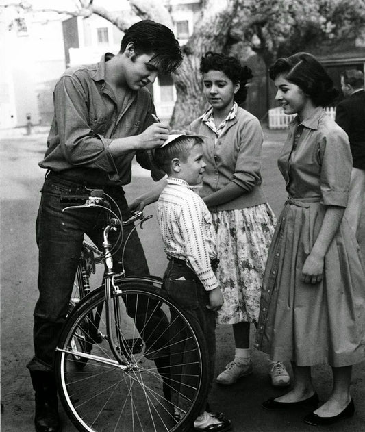 Young Elvis Presley Signing Autographs For Fans Picture Magnet