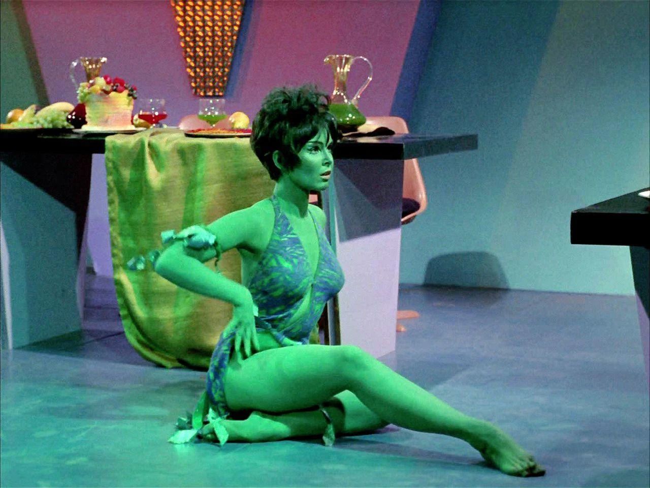 Yvonne Craig As Marta Original Star Trek Tv Series Picture Keychain Print 8 X 10