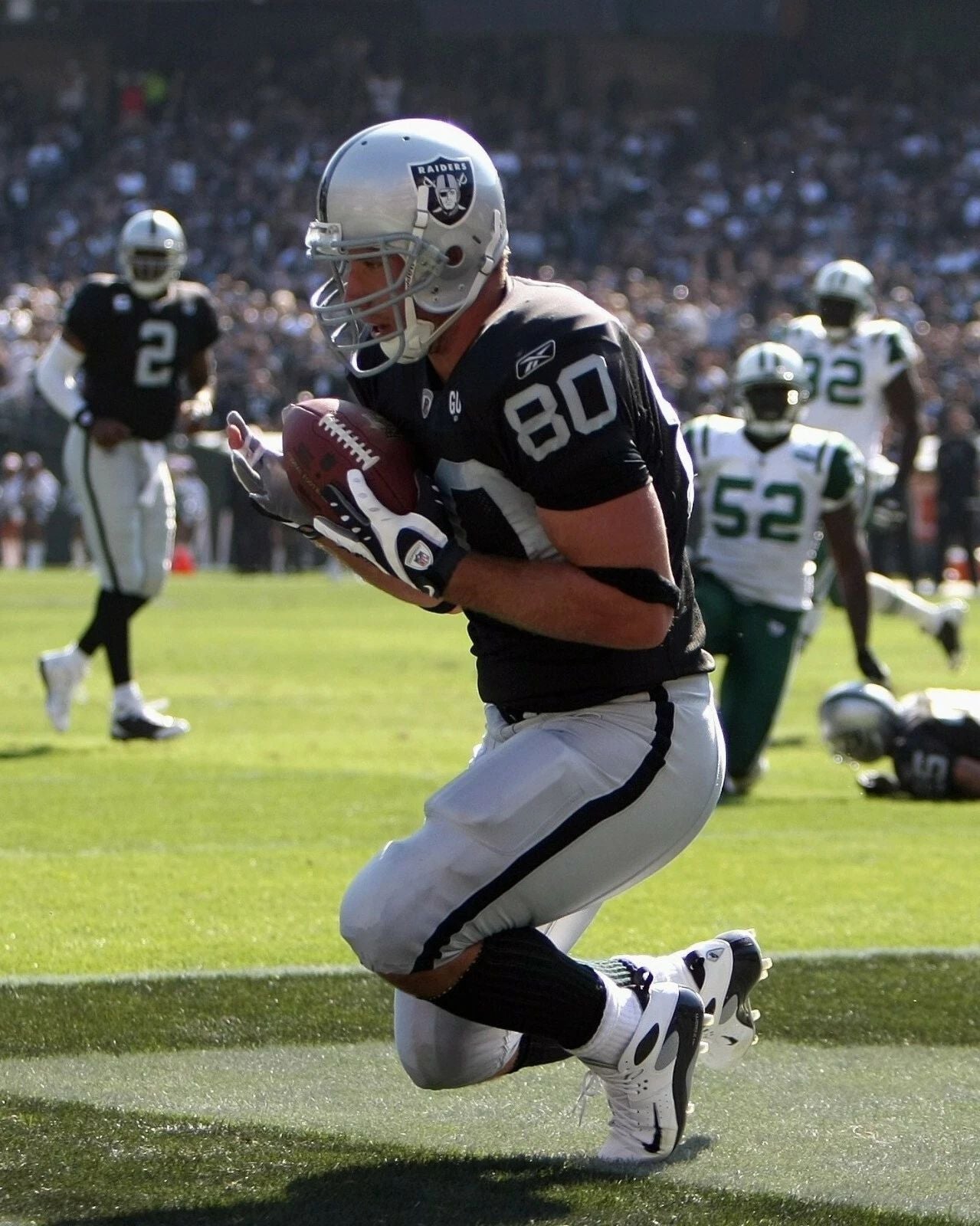 Zach Miller Photo Oakland Raiders Picture Nfl 300 Piece Jigsaw Puzzle