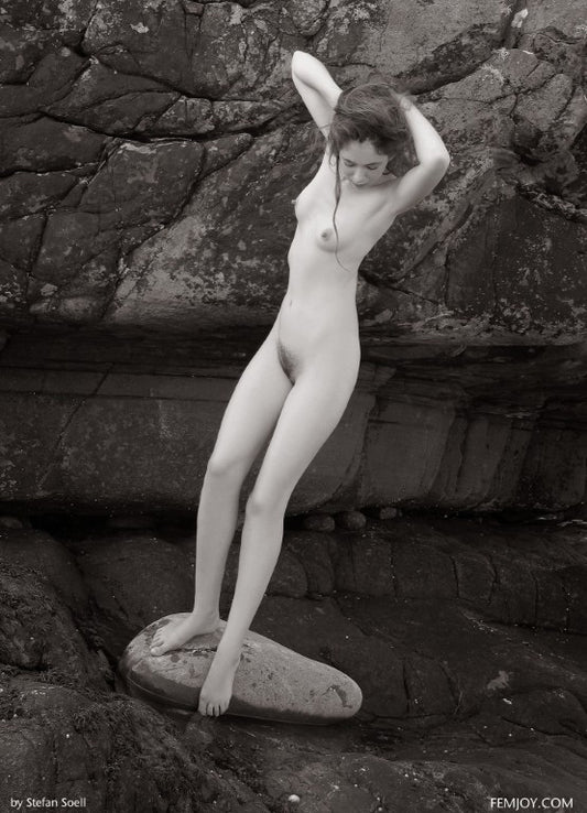 PHOTO (ART NUDES) FINE ART Professional FEMALE MODEL 8x10 Print