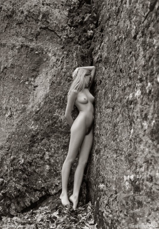 PHOTO (ART NUDES) FINE ART Professional FEMALE MODEL 8x10 Print