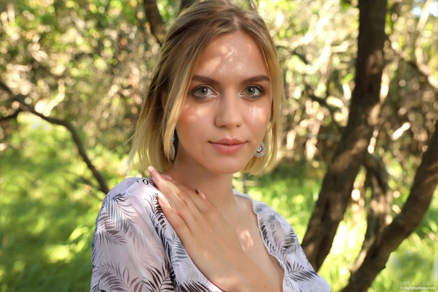 PHOTO (ART NUDES) FINE ART Professional FEMALE MODEL 8x10 Print